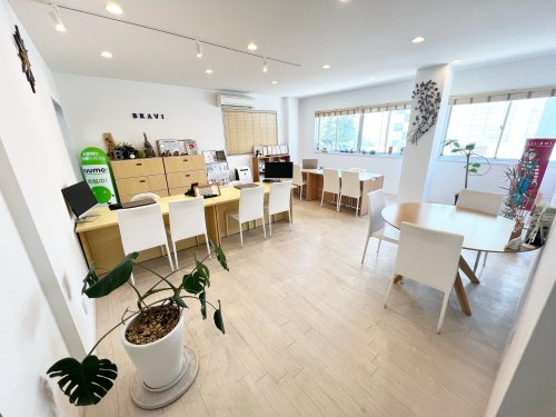 株式会社イー・エイチ・アイ・コーポレーション