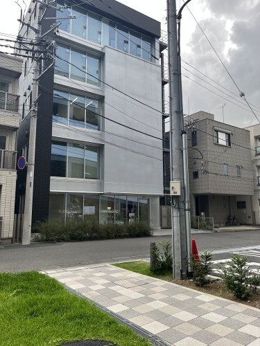 株式会社ソレイスホームズ