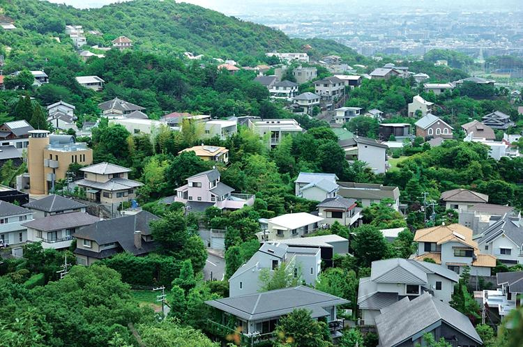 【西宮市甲陽園目神山町｜60代｜眺望邸宅の相続整理による売却｜MO様】の画像