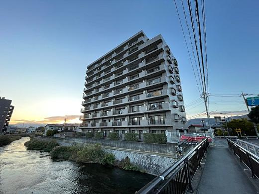 【西宮市羽衣町｜夙川グランドハイツ｜50代｜夙川の桜を毎年眺められる暮らしを次のご家族へ引き継いだ売却事例｜WB様】の画像