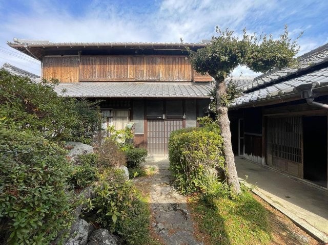 【西宮市今津久寿川町｜60代｜「古い家は解体してから売るべき？」3社の見積りで迷った相続不動産売却事例｜WQ様】の画像
