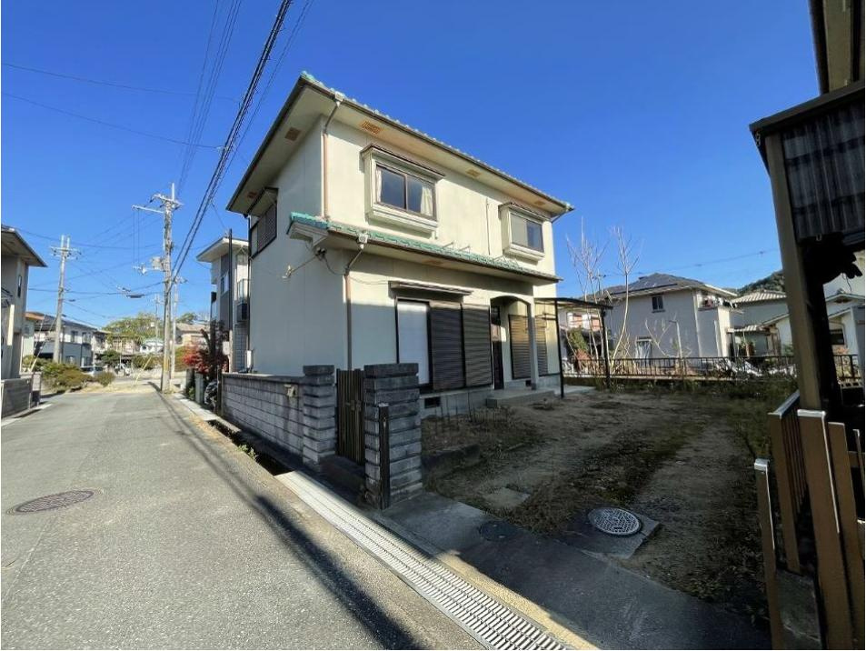 【西宮市名塩南台2丁目｜50代｜「すぐに買い取れます」と言われた空き家、仲介売却と比較して決断した戸建売却事例｜XN様】の画像