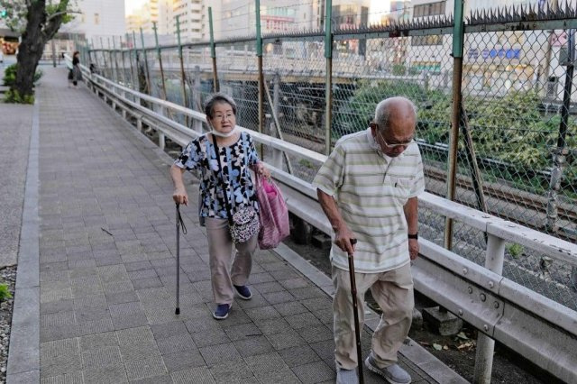 【西宮市高松町｜ジオ西宮北口 ノースレジデンス｜60代｜「駅まで歩ける暮らしを選びました」セカンドライフの住み替え売却事例｜AAU様】の画像