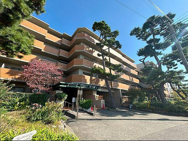 【芦屋市東芦屋町｜芦屋東山ハイツ｜60代｜「水回りが古いから、リフォームしてから売るべきだと思っていました」マンション売却事例｜AEE様】の画像