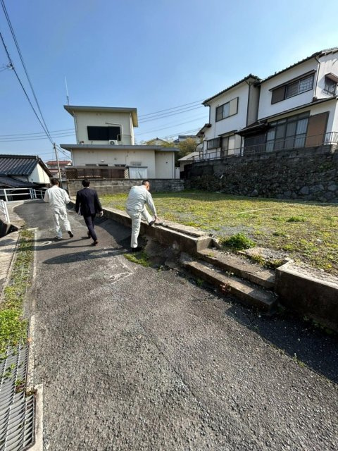 【西宮市甲陽園西山町｜60代｜「近所の方が普通に通っていました。父の土地だから問題ないと思っていたんです」相続土地売却事例｜AFV様】の画像