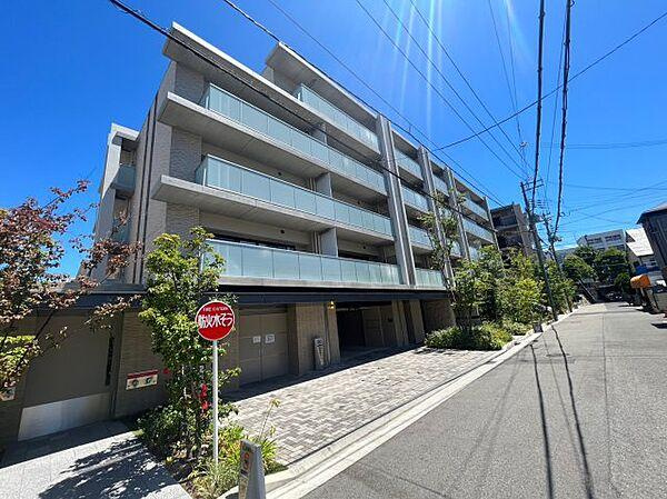 【芦屋市海洋町｜芦屋浜シーサイドタウン｜60代｜「まだ決まっていない駐車場の話まで、買主さんに伝える必要があるのでしょうか」マンション売却事例｜AGM様】の画像