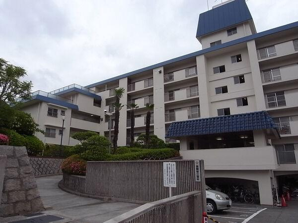 【芦屋市東芦屋町｜芦屋東山ハイツ｜50代｜「パンフレットは約80㎡なのに、登記簿を見ると数字が違う。部屋が小さくなったのかと思いました」マンション売却事例｜AHC様】の画像