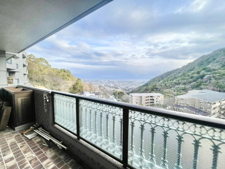 【芦屋市東山町｜芦屋東山プリンス｜60代｜「この眺望はずっと変わりませんよね？と聞かれ、簡単に“はい”と言いそうになりました」マンション売却事例｜AHU様】の画像