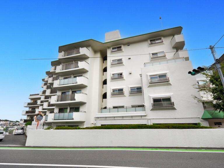 【芦屋市朝日ケ丘町｜芦屋朝日ヶ丘北公園アーバンライフ｜60代｜「内窓は自分で付けたので、窓全部を自由に交換できると思っていました」マンション売却事例｜ALS様】の画像