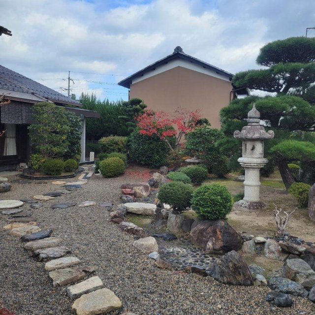 【西宮市殿山町｜70代｜「父が残した庭石は、土地と一緒にそのまま引き渡すものだと思っていました」相続戸建売却事例｜AMD様】の画像