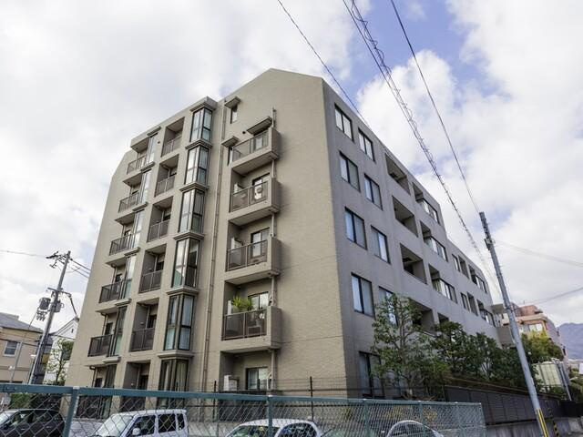 【芦屋市東山町｜芦屋東山アーバンライフ｜40代｜「天井に付いている物干しなので、何でも掛けられると思っていました」マンション売却事例｜ANC様の画像