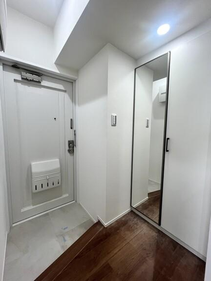 【芦屋市船戸町｜ラポルテ西館｜50代｜「玄関の鏡は、必要なければ簡単に外せると思っていました」マンション売却事例｜ANE様】の画像