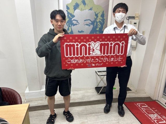 T.S 様