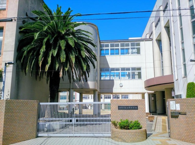 大阪市立東生野中学校の画像