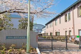 杉並区立高井戸中学校の画像1