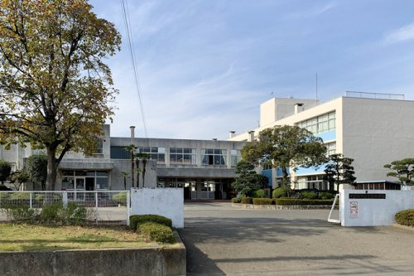 伊勢崎市立豊受小学校の画像1
