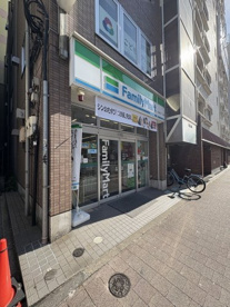 ファミリーマート白金台三丁目店の画像1