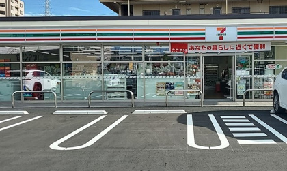 セブンイレブン 名古屋中小田井5丁目店の画像