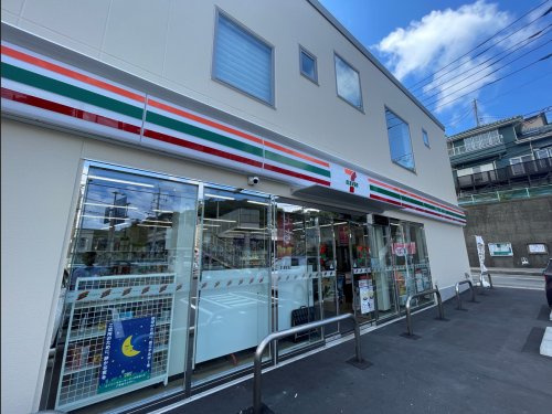 セブンイレブン　横須賀長浦町店