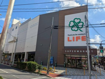 ライフ梅島駅前店の画像1