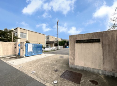 池田東小学校の画像1