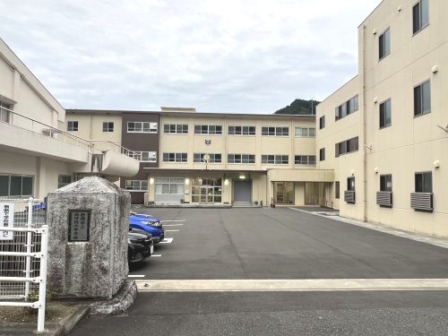 静岡市立清水両河内小学校