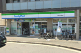ファミリーマート 阪急中山駅前店