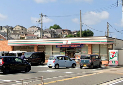 セブンイレブン 横浜片吹店の画像1