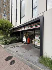セブン-イレブン港区赤坂駅南店の画像1
