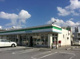ファミリーマート 南風原新川店の画像
