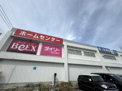 ディスカウントショップ スーパーベルクス島忠春日部本店