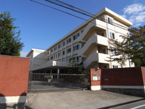 谷川中学校