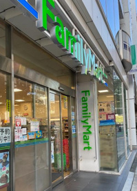 ファミリーマート 北青山三丁目店の画像1