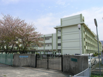  大阪府立みどり清朋高等学校
