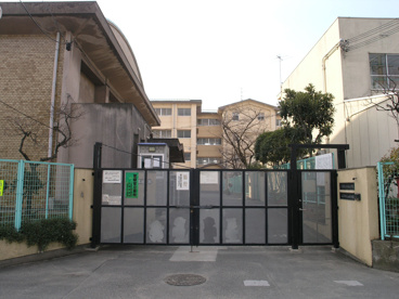  北山本小学校の画像1
