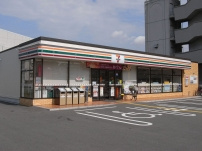 セブンイレブン大東新町店