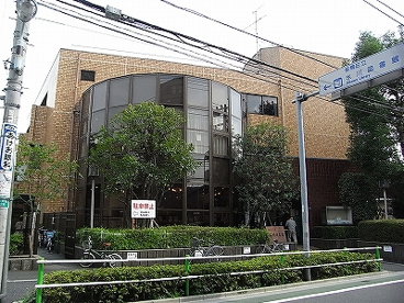 氷川図書館の画像1