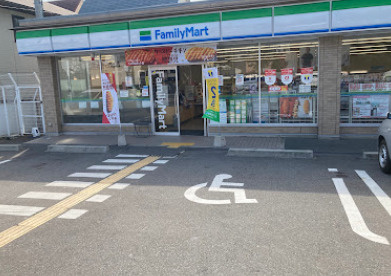 ファミリーマート 吹田大橋店の画像1