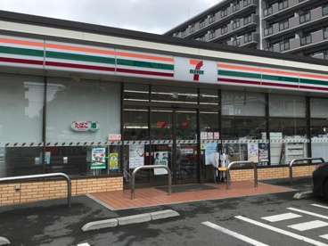 セブンイレブン 三鷹むらさき橋通り店の画像1
