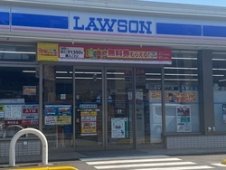 ローソン 三鷹下連雀七丁目南店の画像1