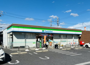 ファミリーマート 春日井下条一丁目店の画像1