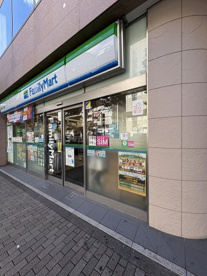 ファミリーマート渋谷三丁目店の画像1