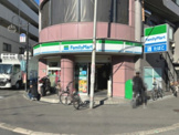 ファミリーマート アムト相川駅前店