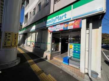 ファミリーマート 中目黒一丁目店の画像1
