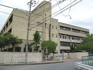  四條畷市立四條畷南中学校の画像1