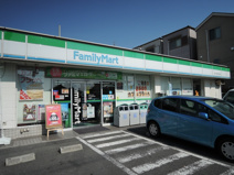 ファミリーマート　きしざわ新石切北店