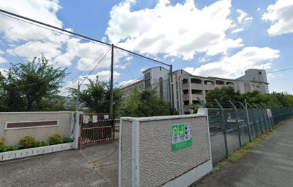 豊中市立第十八中学校の画像1