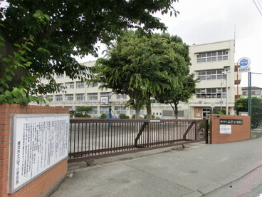 横浜市立 山下小学校の画像1
