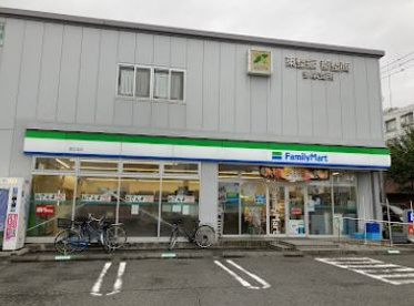 ファミリーマート 国立北店の画像1