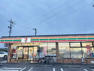 セブンイレブン 小牧久保一色店の画像1